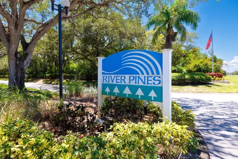 6197 SE Riverboat Dr #1008, Stuart, FL 34997