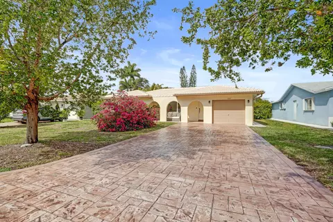 8205 NW 106th Ave, Tamarac, FL 33321