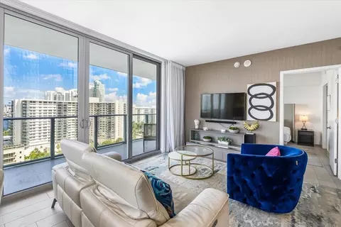 4010 S Ocean Dr #R1102, Hollywood, FL 33019