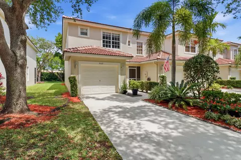 9069 Tremezzo Ln, Boynton Beach, FL 33472