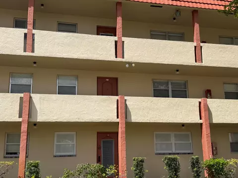 8051 Sunrise Lakes Dr N #210, Sunrise, FL 33322