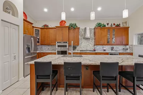 Kitchen - 7213 SE Magellan Ln, Stuart, FL 34997 photo 4 of 8