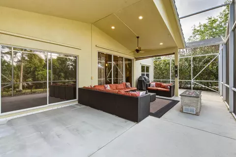 Exterior - 7213 SE Magellan Ln, Stuart, FL 34997 photo 4 of 6