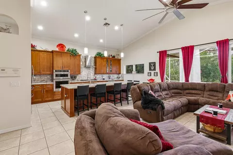 Kitchen - 7213 SE Magellan Ln, Stuart, FL 34997 photo 7 of 8
