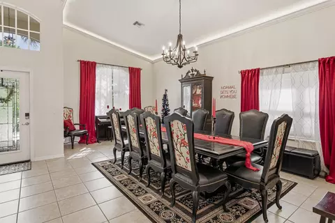 Dining - 7213 SE Magellan Ln, Stuart, FL 34997 photo 1 of 2