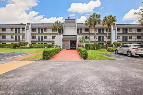 4254 Deste Ct #208, Lake Worth, FL 33467
