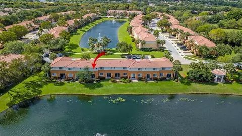7401 Sarentino Ln #211, Boynton Beach, FL 33437