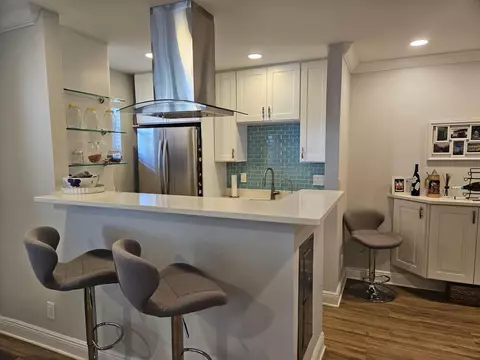 3170 Holiday Springs Blvd #6-310, Margate, FL 33063