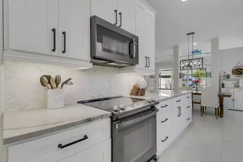 Kitchen - 167 E Hampton Way, Jupiter, FL 33458 photo 1 of 7