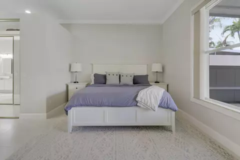 Bedroom - 167 E Hampton Way, Jupiter, FL 33458 photo 2 of 5