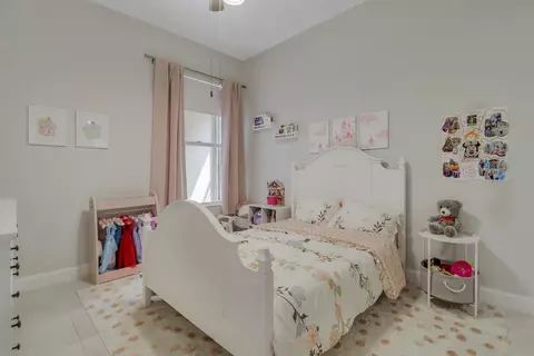 Bedroom - 167 E Hampton Way, Jupiter, FL 33458 photo 4 of 5