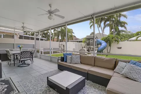 Exterior - 167 E Hampton Way, Jupiter, FL 33458 photo 3 of 8