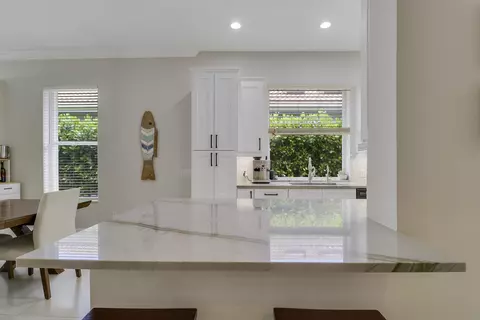 Kitchen - 167 E Hampton Way, Jupiter, FL 33458 photo 6 of 7