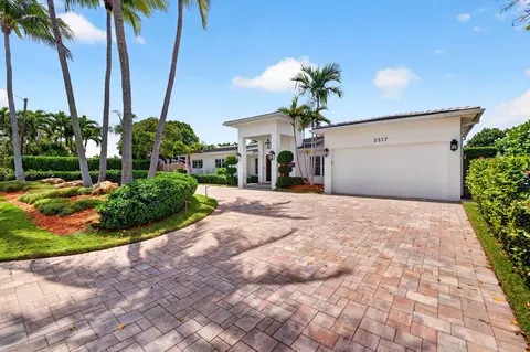 2517 NE 26th Ave, Fort Lauderdale, FL 33305