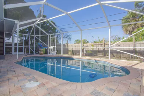 1545 Highland Ave, Vero Beach, FL 32960