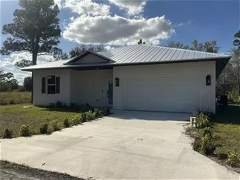 2483 Iroquois Ave, Fort Pierce, FL 34946