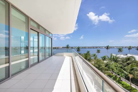 200 Arkona Ct #504, West Palm Beach, FL 33401