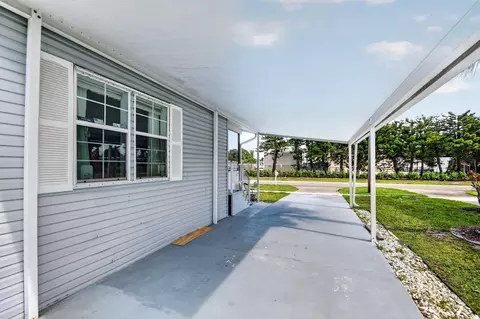 4290 Meadow View Dr, Boynton Beach, FL 33436 photo 3
