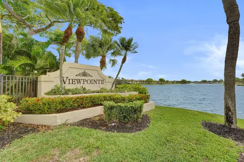 5531 Lakeside Dr #202, Margate, FL 33063