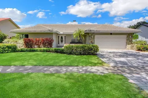 2665 NW 41st St, Boca Raton, FL 33434