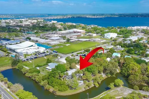 612 SE 6th St, Stuart, FL 34994 photo 14