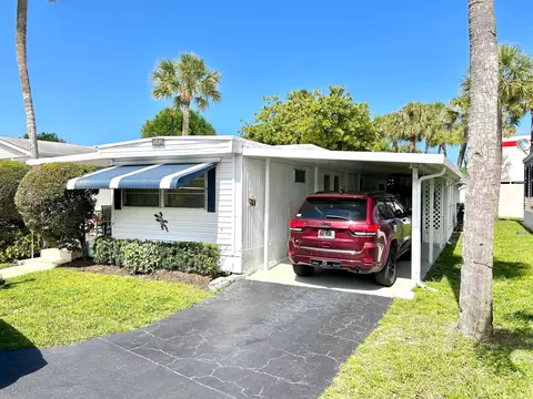312 Hibiscus Dr, Deerfield Beach, FL 33442