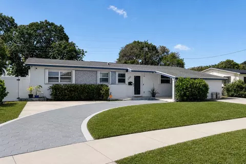 2320 NW 191st Ter, Miami Gardens, FL 33056