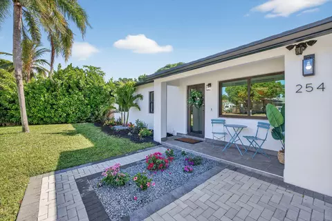254 NE 20th St, Delray Beach, FL 33444