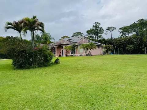 12517 Temple Blvd, The Acreage, FL 33412