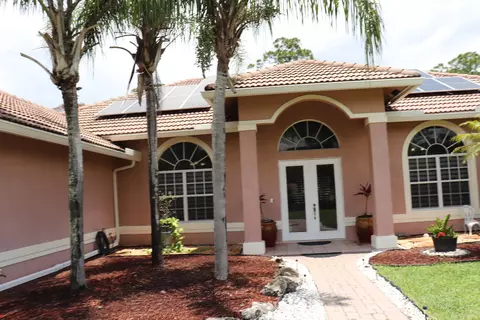 12517 Temple Blvd, West Palm Beach, FL 33412