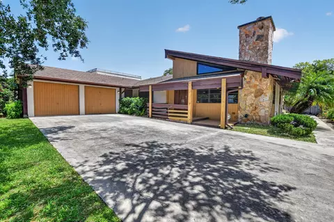 4200 NW 4th Ave, Boca Raton, FL 33431