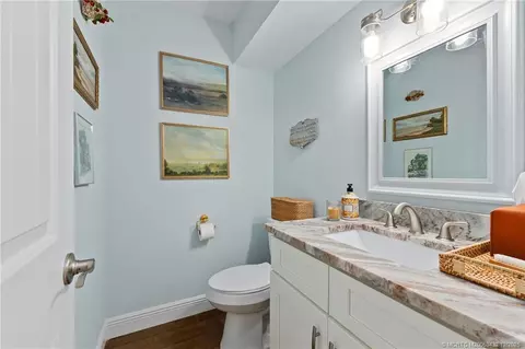 Bath - 4304 SE Fairway E, Stuart, FL 34997 photo 6 of 6