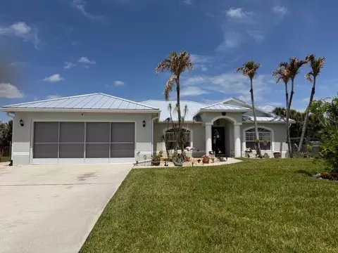925 SW Worcester Ln SW, Port Saint Lucie, FL 34953