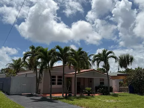 1674 NE 169th St, North Miami Beach, FL 33162