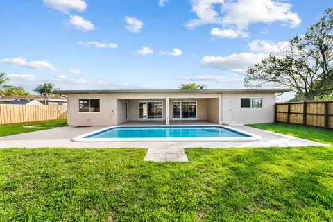 3801 Tennessee Ave, Fort Lauderdale, FL 33312