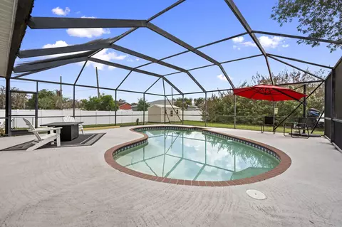 138 SW Airview Ave, Port Saint Lucie, FL 34984