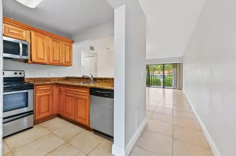 1445 Lake Crystal Dr #F, West Palm Beach, FL 33411