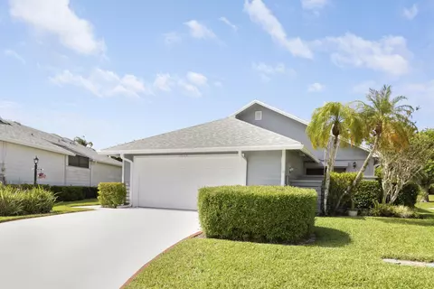 7137 SE Quincy Ter, Hobe Sound, FL 33455
