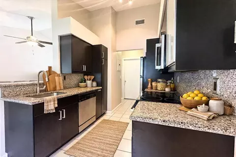 9202 NW 9th Pl, Plantation, FL 33324