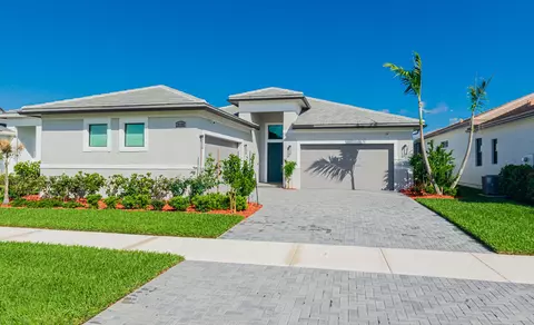 10188 SW Latium Way, Port Saint Lucie, FL 34987