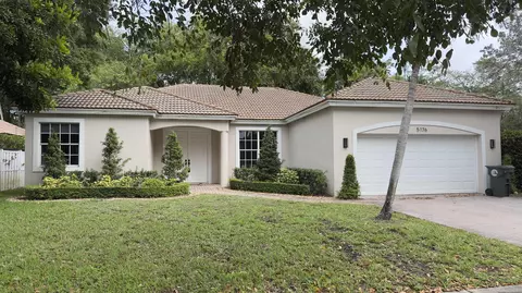 5176 NW 50th Ter, Coconut Creek, FL 33073