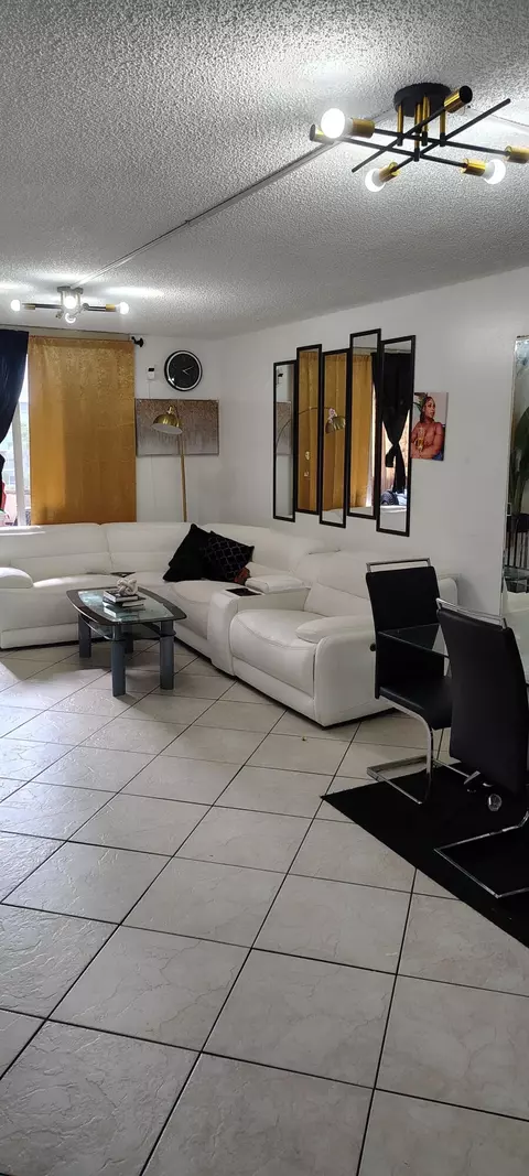 3141 NW 47th Ter #332, Lauderdale Lakes, FL 33319
