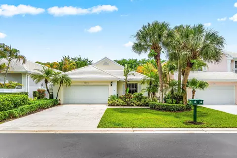 25 Wyndham Ln, Palm Beach Gardens, FL 33418