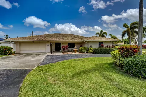 2700 NE 4th Way, Boca Raton, FL 33431