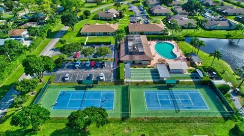 View/Area - 14010 Nesting Way #B, Delray Beach, FL 33484 photo 2 of 6