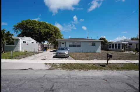 1418 S H St, Lake Worth Beach, FL 33460