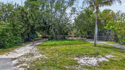 600 Allen Ave, Delray Beach, FL 33483