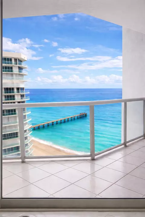16425 Collins Ave #2514, Sunny Isles Beach, FL 33160