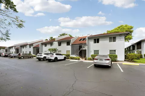 14849 Cumberland Dr #2070, Delray Beach, FL 33446
