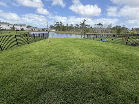 Exterior - 6781 SE Park Trace Dr, Stuart, FL 34997 photo 3 of 3